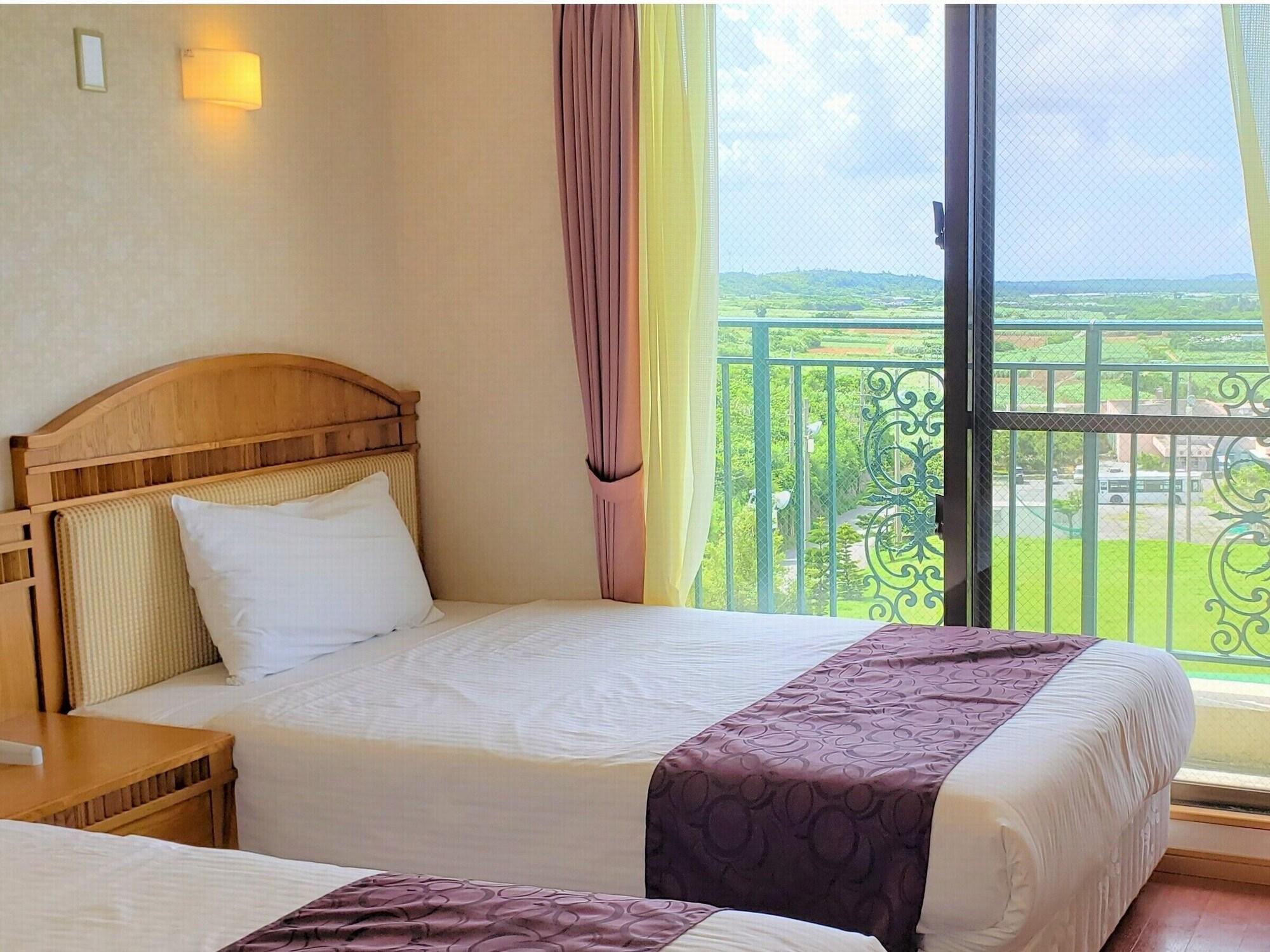 Hotel Castlevillage Miyakojima Zewnętrze zdjęcie